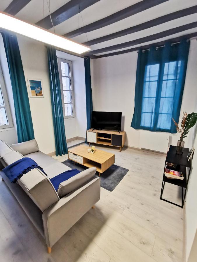 Appartement Ma Douce Charente - Superbe T3 Design Et Fonctionnel - Hyper Centre A Saintes Exterior foto